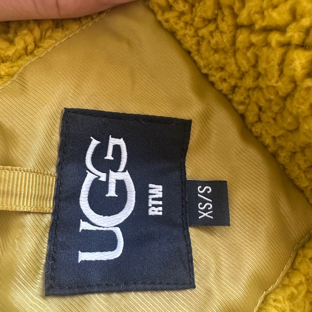 UGG coat - Picture 3 of 3